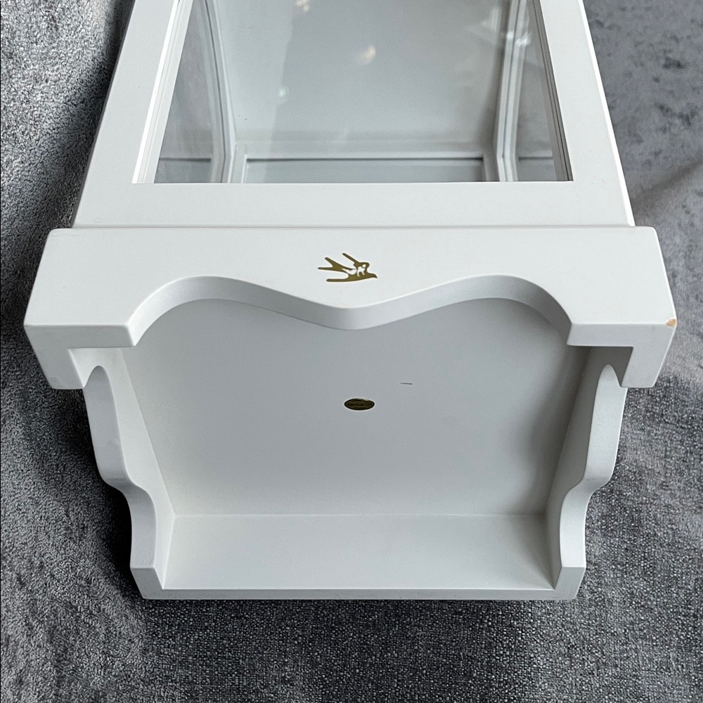 White Wooden Display Case with Mirrored Back - Picture 8 of 15